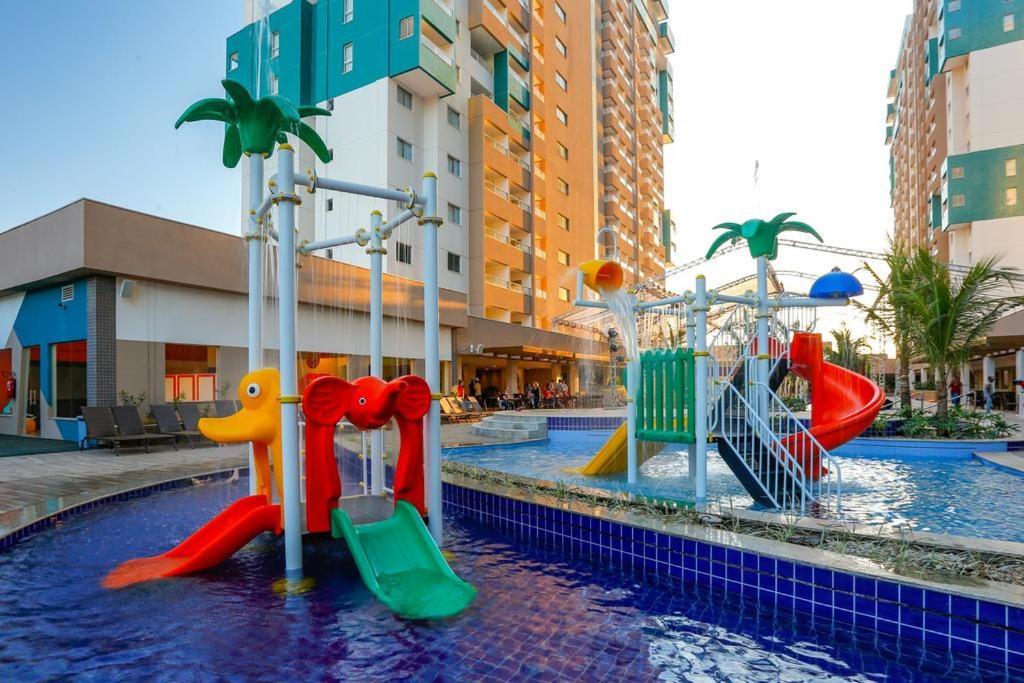 Hospedagem para até 8 pessoas no Enjoy Olimpia Park Resort Olímpia Exterior foto